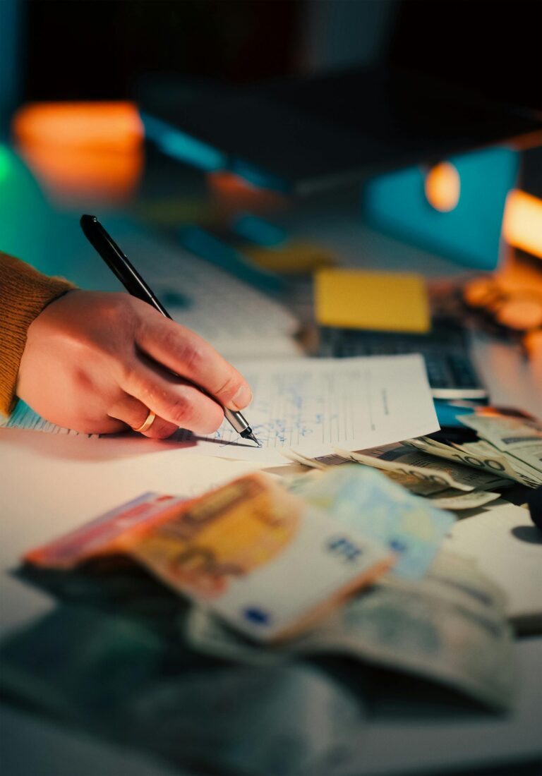 Loon per maand per contract: wat je moet weten