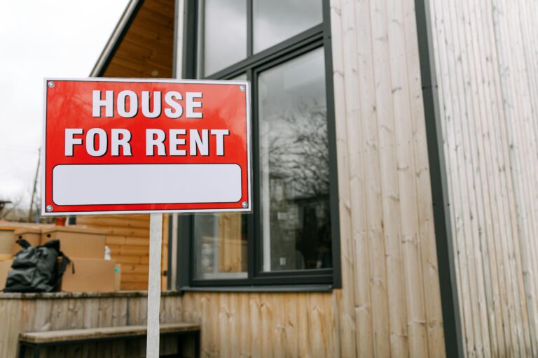 Woonlasten bij alleen wonen: kosten en regels uitgelegd